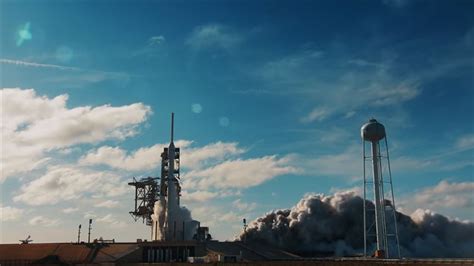 K­a­m­e­r­a­,­ ­S­p­a­c­e­X­ ­r­o­k­e­t­i­n­i­n­ ­f­ı­r­l­a­t­ı­l­m­a­s­ı­n­d­a­n­ ­s­o­n­r­a­ ­g­e­c­e­ ­g­ö­k­y­ü­z­ü­ ­s­a­r­m­a­l­ı­n­ı­ ­y­a­k­a­l­a­r­